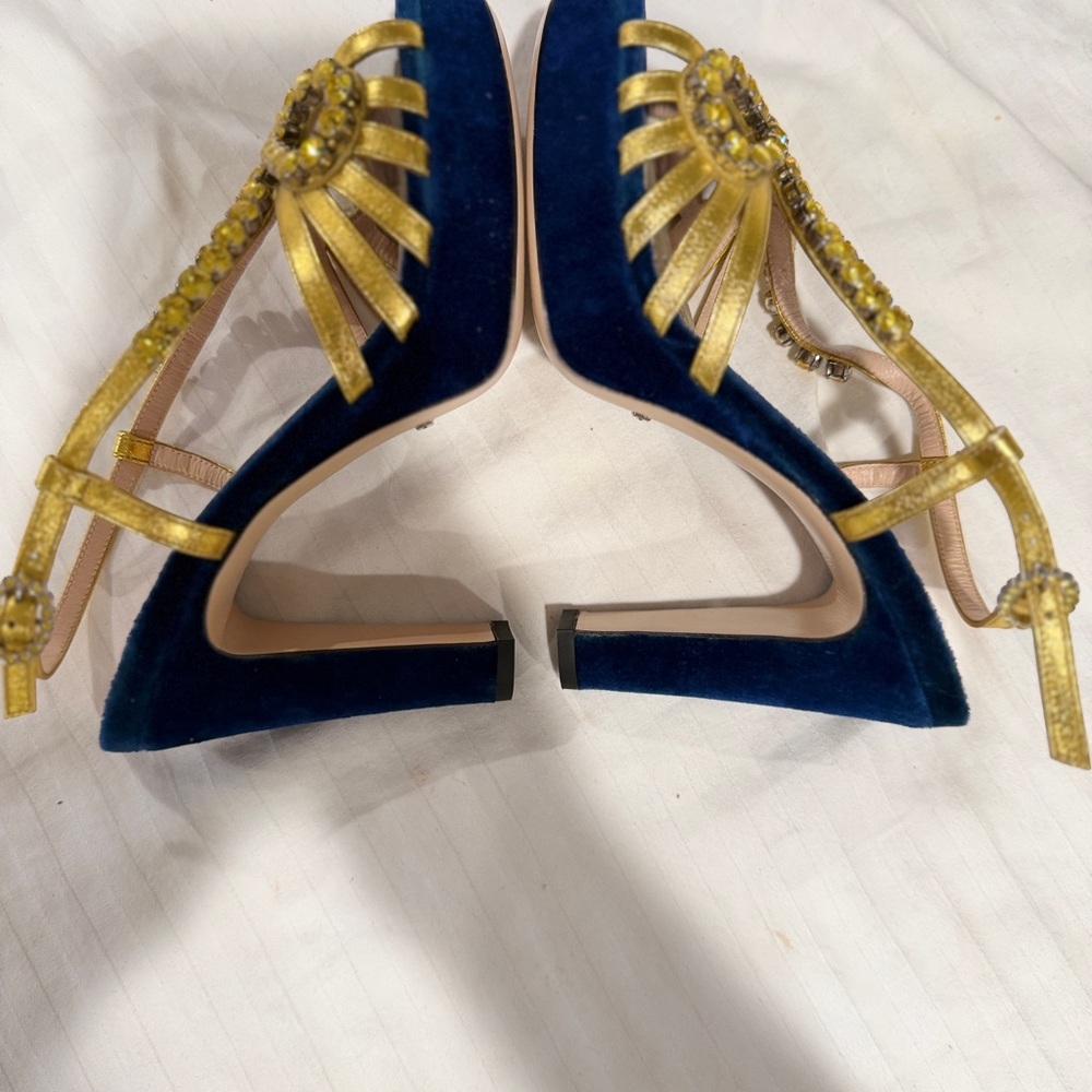 Gucci Zephyra Gold Crystal Blue Velvet Heels | Size 37 US 7 - Picture 7 of 15